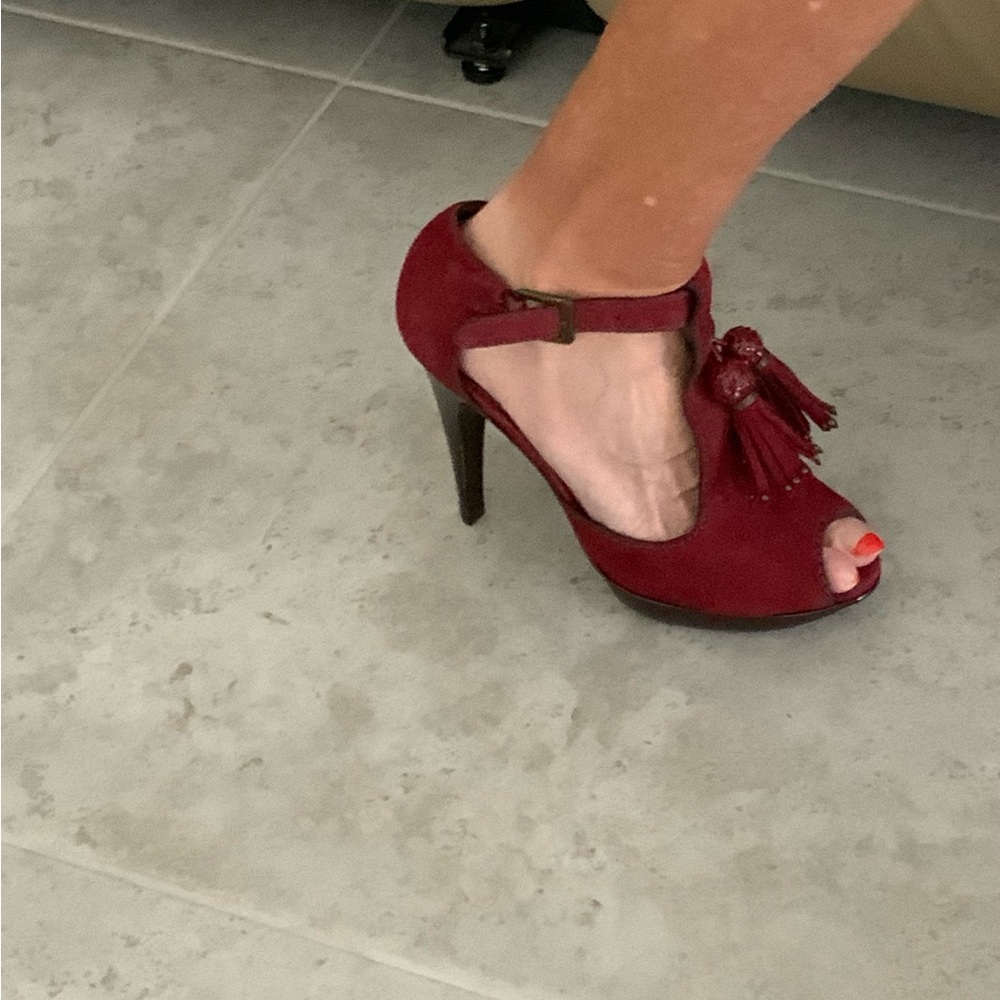 Cole Haan Nancy Air Platform Sandal. Size 6M. Zinfandel Suede Color - Picture 6 of 16